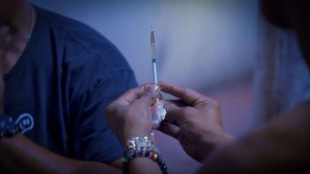 温哥华的毒品非刑事化试验引发关于如何减少毒品致死案件的辩论