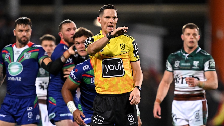 NRL第八轮严打高危擒抱 18名球员被罚离场引热议