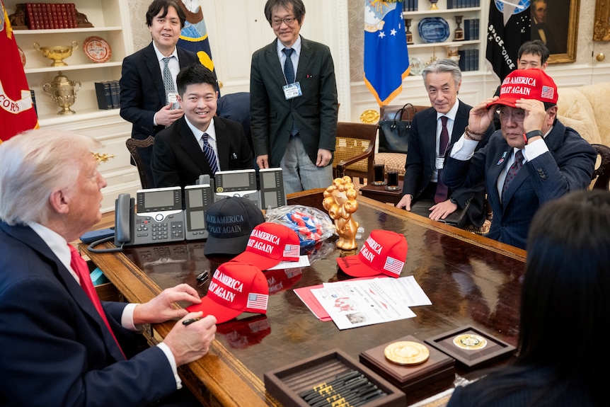 特朗普称习近平致电 中方否认关税谈判启动