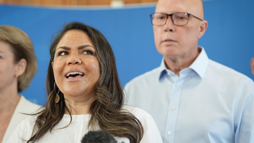 工党指责Jacinta Nampijinpa Price退出党团会议系"自我膨胀"所致