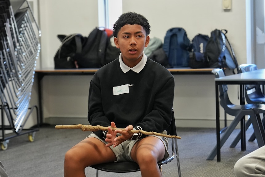 揭秘挑战青少年"有毒"男子气概的私密课程